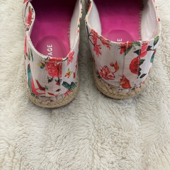 Rampage Women's Floral Bird Print Espadrilles Loafers Pink and Blue Size 9 - Picture 6 of 14